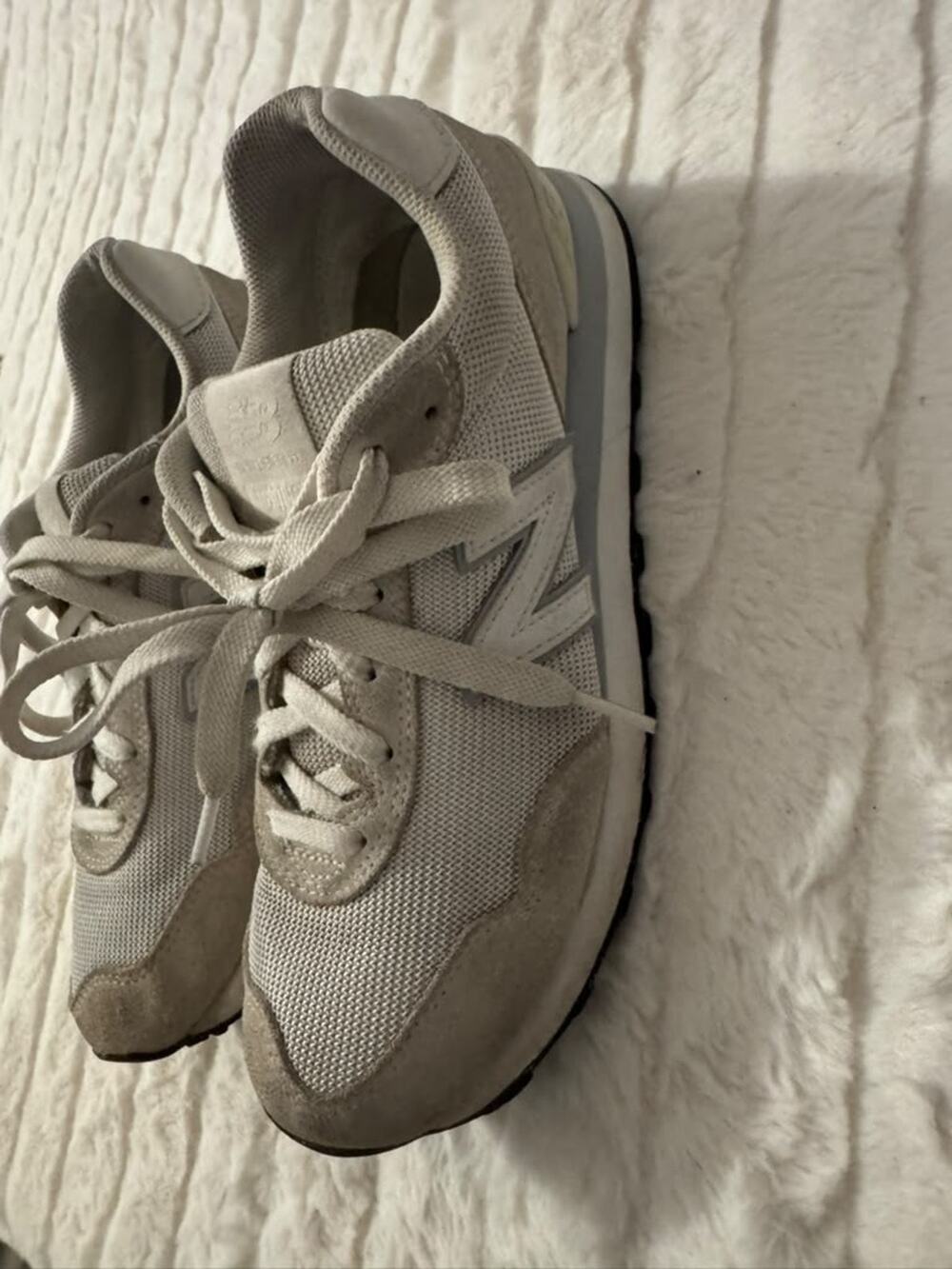 New Balance 574 Men's Sneakers Gray White Suede Mesh Lace Up Shoes